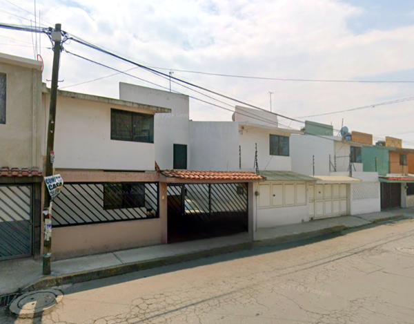 Casa en venta en San Lorenzo Tepaltitlán Centro, Toluca — foto 2 de 14