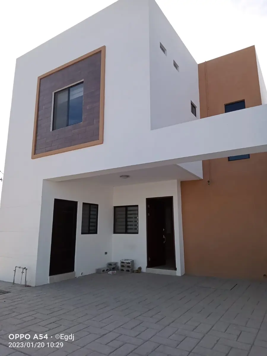 Casa en venta en Lomas de las Etnias, Torreón — foto 1 de 11