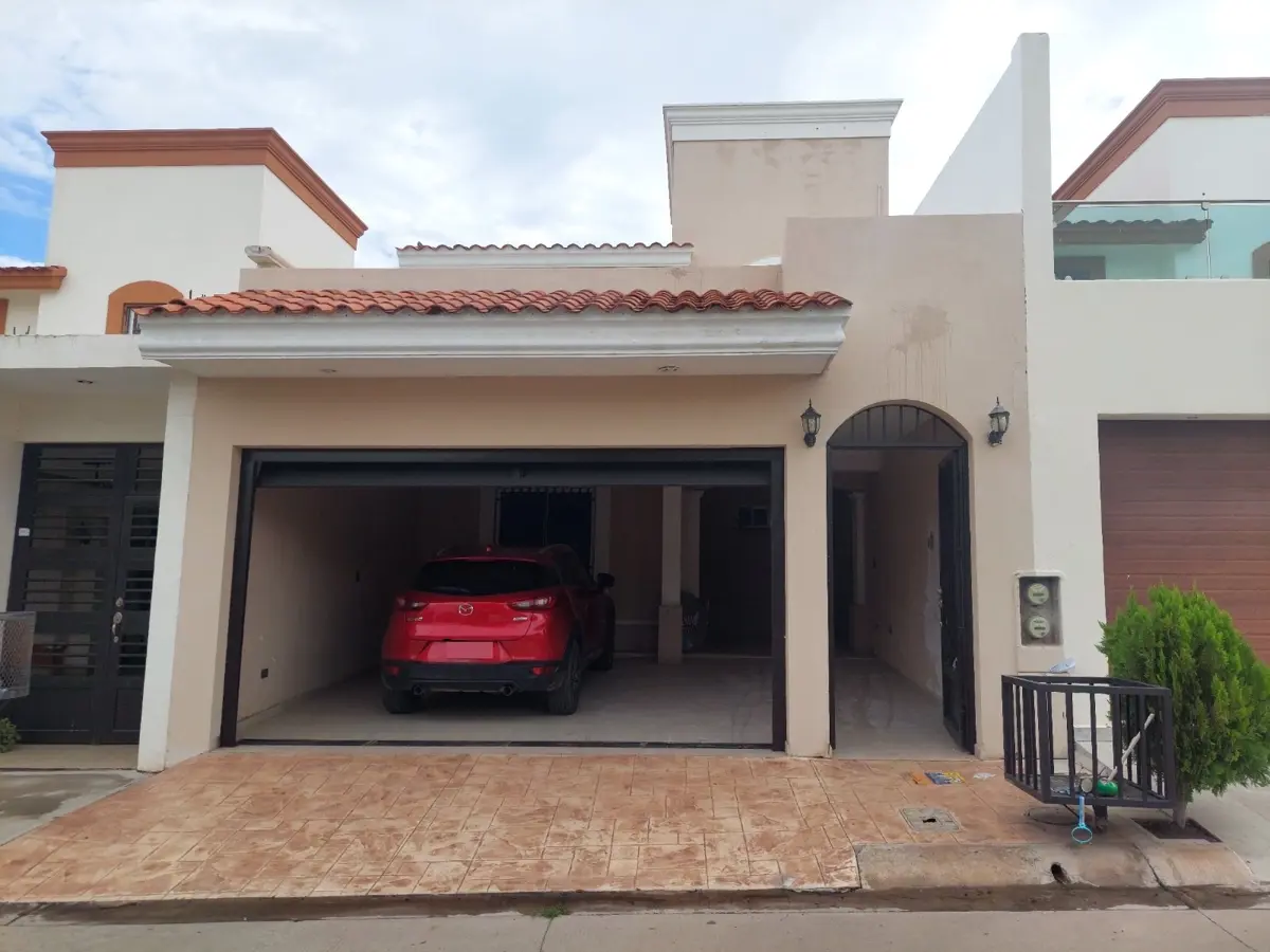 Casa en venta en Portalegre, Culiacán — foto 1 de 20