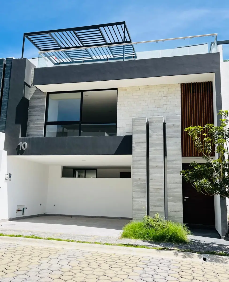 Casa en venta en Lomas de Angelópolis, San Andrés Cholula — foto 1 de 16