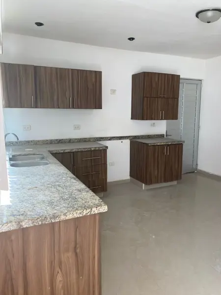 Casa en venta en Lomas de la Rioja, Alvarado — foto 3 de 22