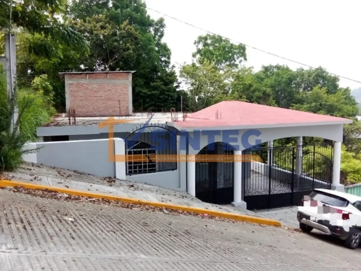 Casa en venta en Tihuatlan Centro, Tihuatlán — foto 1 de 16