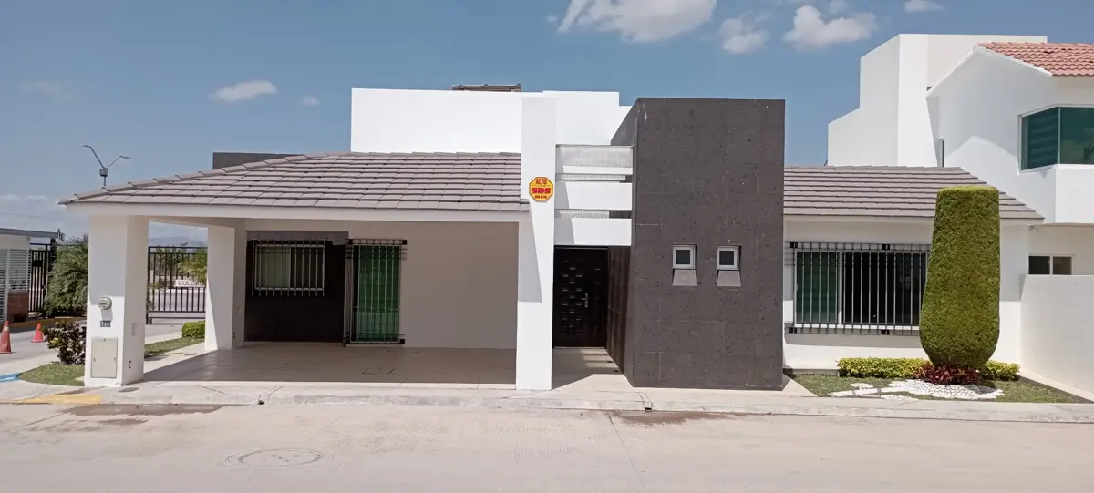 Casa en renta en Los Lagos, San Luis Potosí — foto 1 de 12