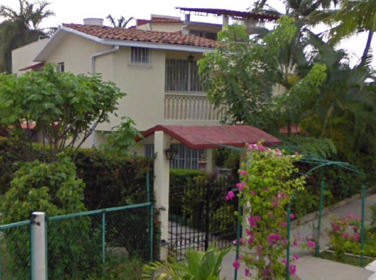 Casa en venta en Zihuatanejo (Ixtapa-Zihuatanejo), Zihuatanejo de Azueta — foto 1 de 8