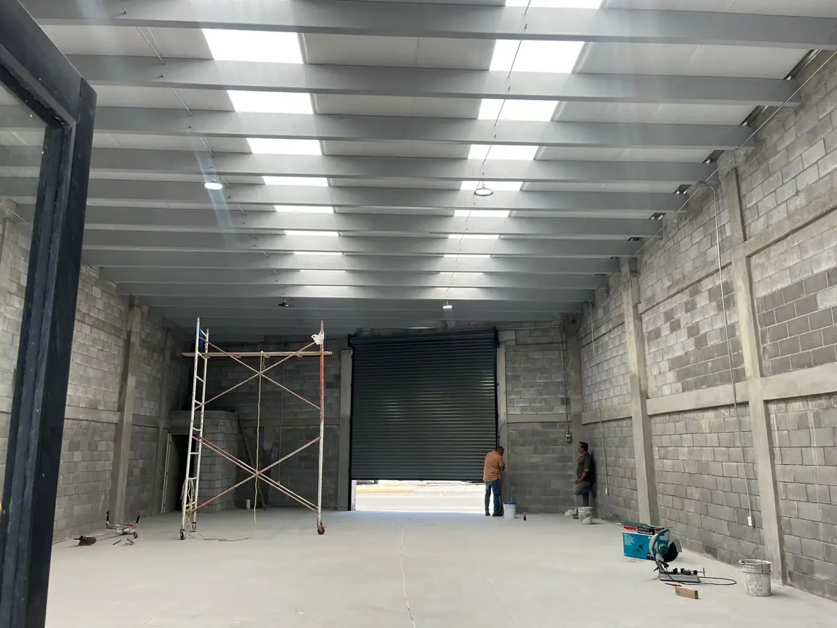 Bodega en renta en Manantiales del Valle, Ramos Arizpe — foto 1 de 14