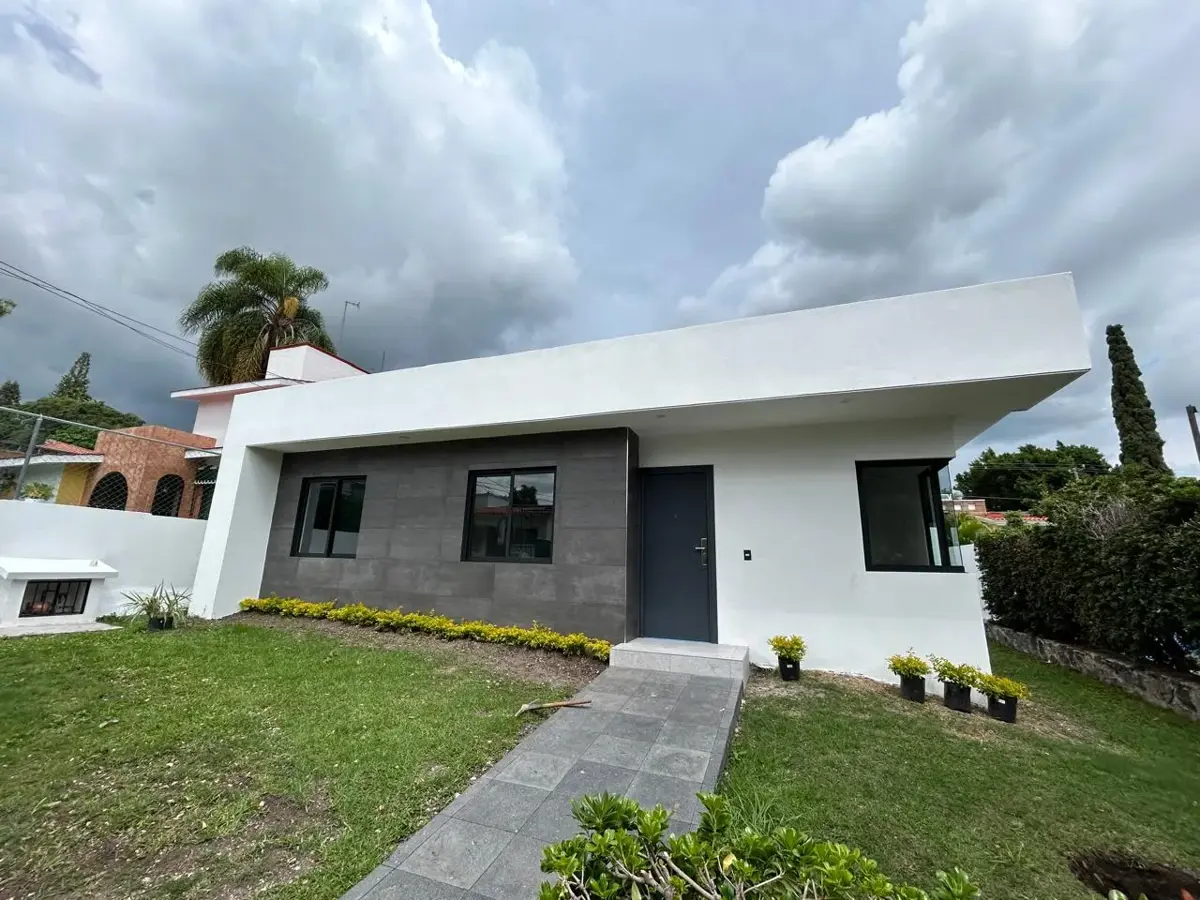 Casa en venta en Lomas de Cocoyoc, Atlatlahucan — foto 1 de 14