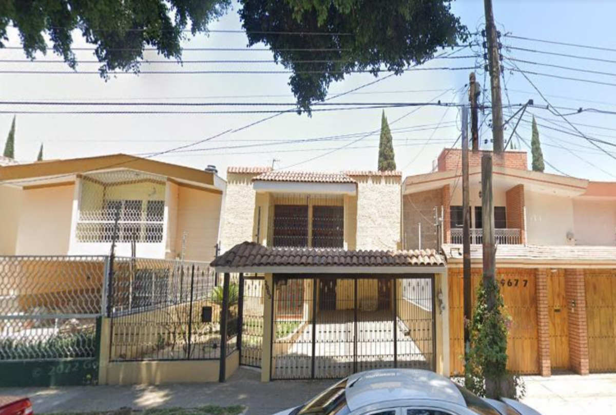 Casa en venta en Bosques de La Victoria, Guadalajara — foto 1 de 8