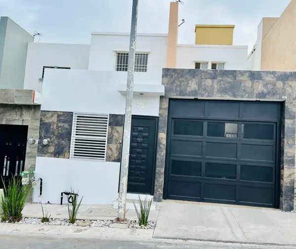 Casa en venta en Las Lomas, García — foto 2 de 24