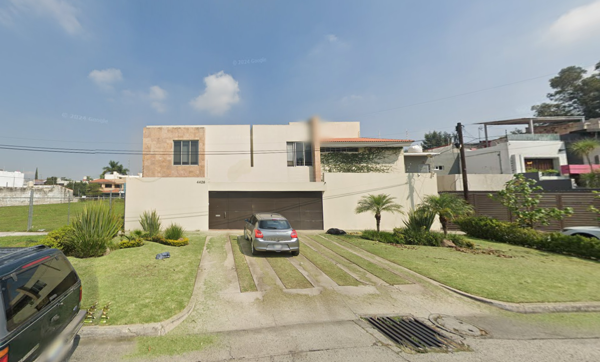 Casa en venta en Jardines de Guadalupe, Zapopan — foto 2 de 64