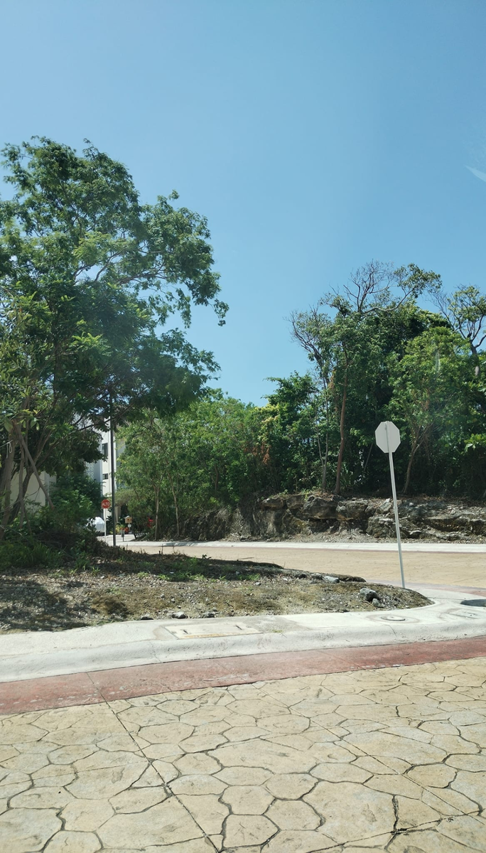 Terreno en venta en Puerto Morelos, Puerto Morelos — foto 1 de 2