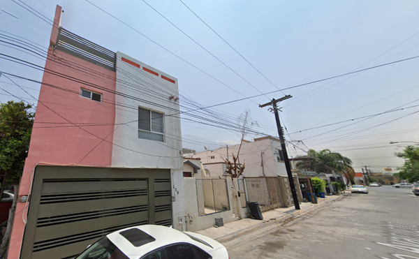 Casa en venta en Residencial Cuauhtémoc, Santa Catarina — foto 2 de 18