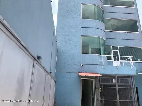 Edificio en renta en Isidro Fabela, Tlalpan, Ciudad de México
