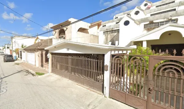 Casa en venta en Las Fuentes Secc Aztlan, Reynosa — foto 3 de 11