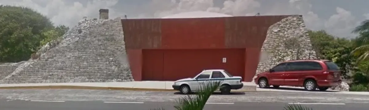Edificio en venta en Zona Hotelera, Benito Juárez