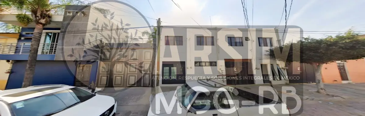 Casa en venta en Insurgentes La Presa, Guadalajara — foto 1 de 56
