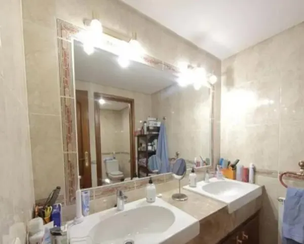 Casa en venta en Jardines del Moral, León — foto 3 de 8