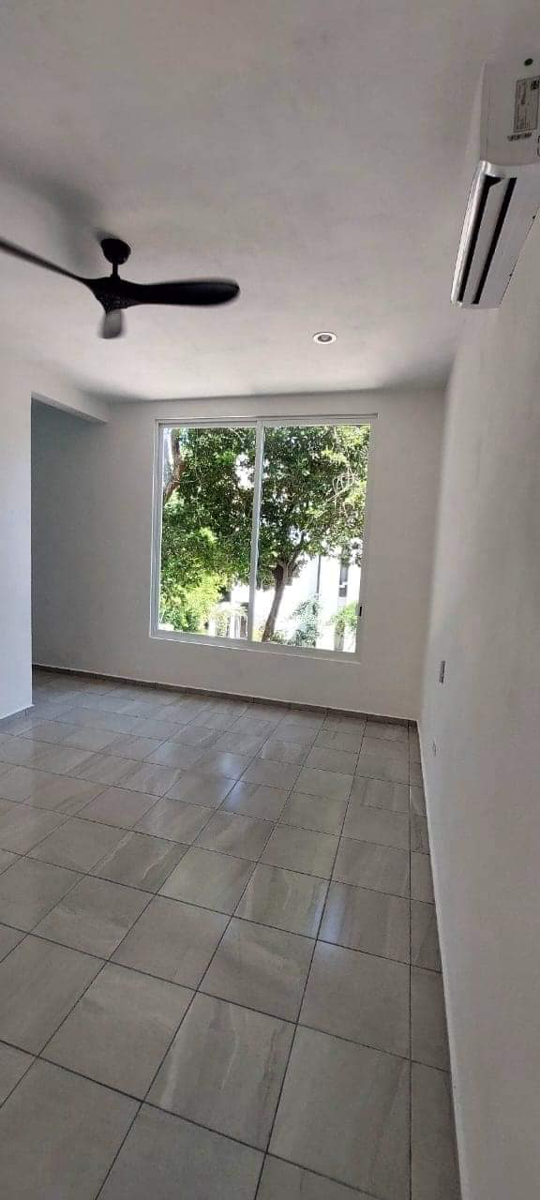 Casa en venta en Puerto Morelos, Puerto Morelos — foto 1 de 24
