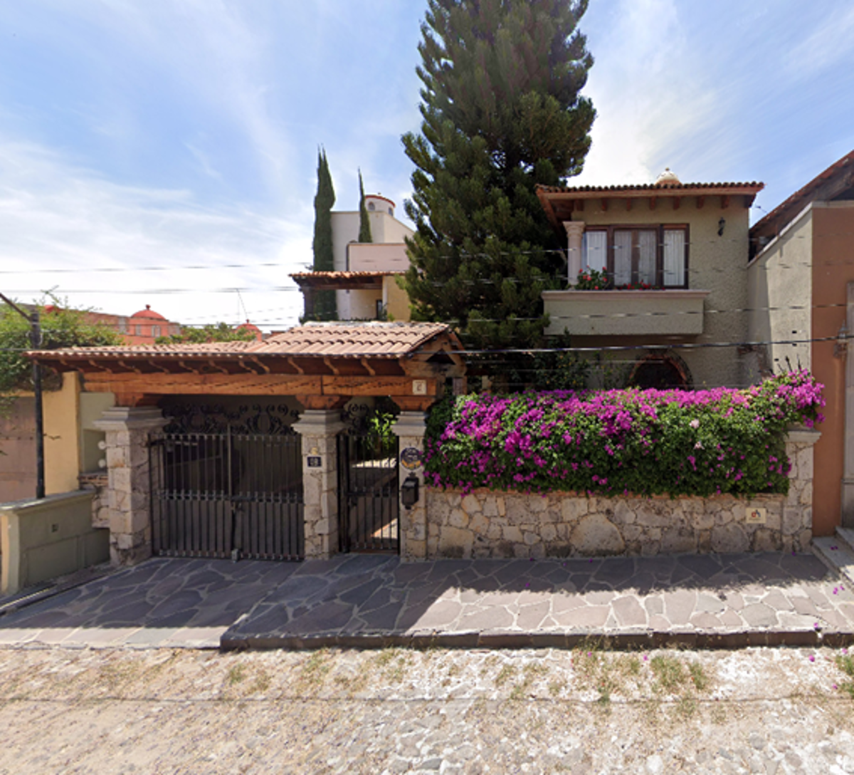 Casa en venta en Villa de los Frailes, San Miguel de Allende — foto 1 de 13