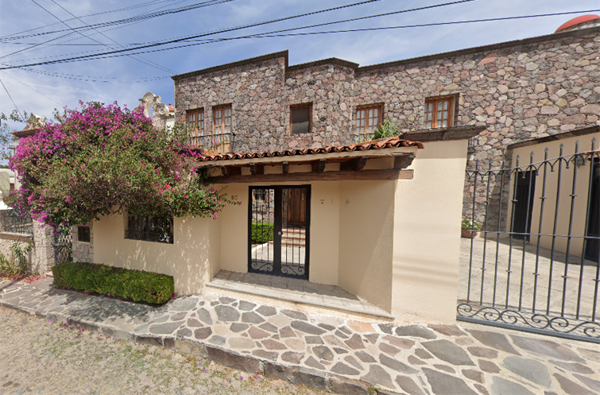 Casa en venta en Villa de los Frailes, San Miguel de Allende — foto 2 de 13