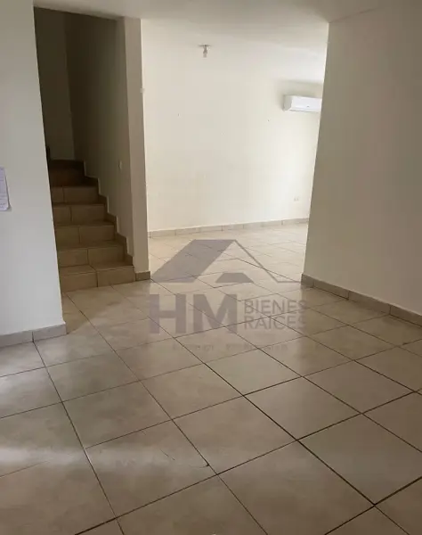Casa en venta en Hacienda Santa Fe, Apodaca — foto 2 de 12
