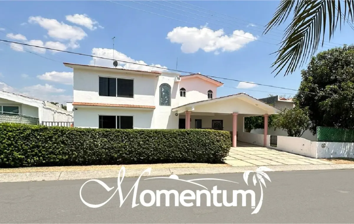 Casa en venta en Lomas de Cocoyoc, Atlatlahucan — foto 1 de 17