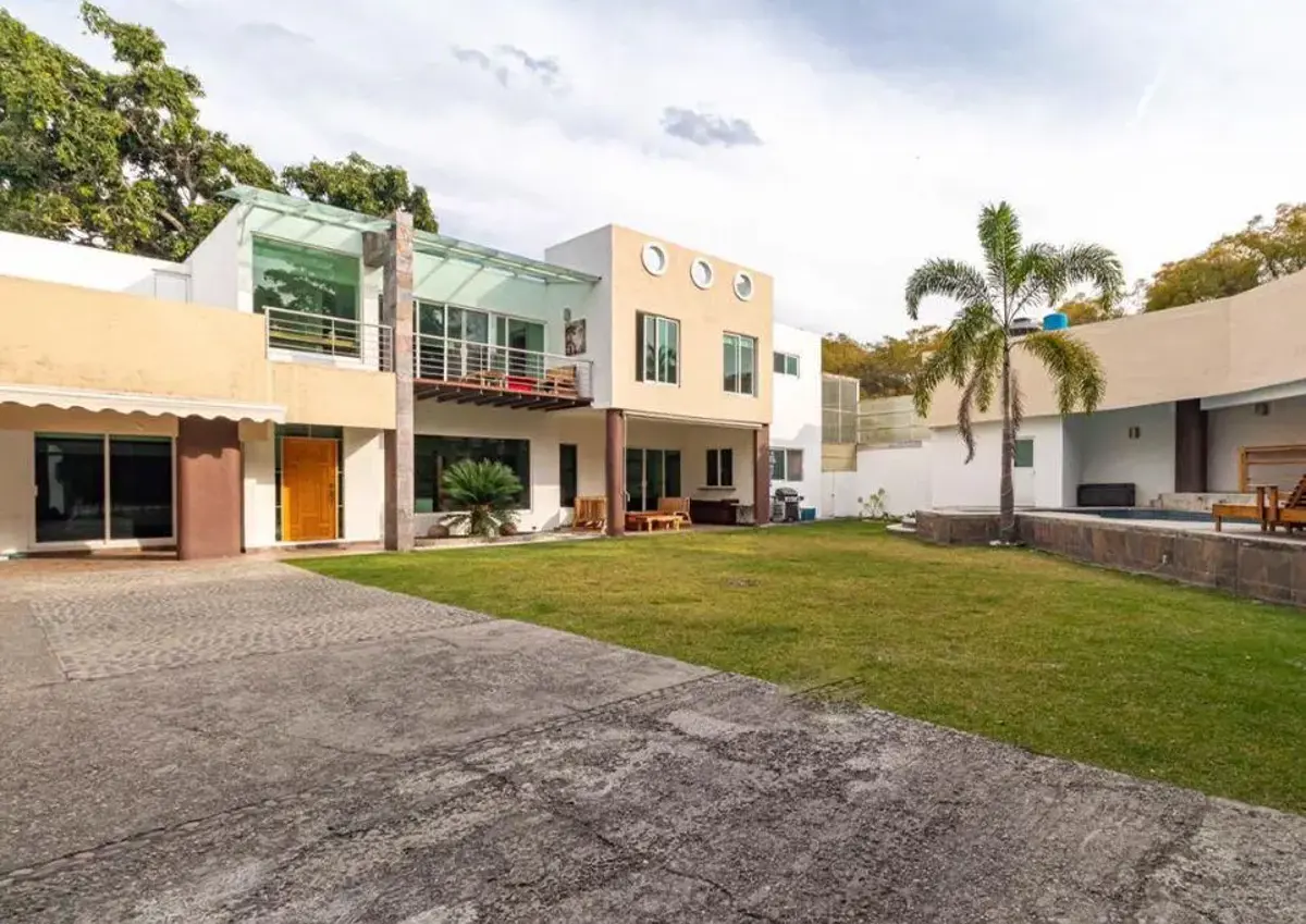 Casa en venta en Vista Hermosa, Cuernavaca — foto 1 de 24