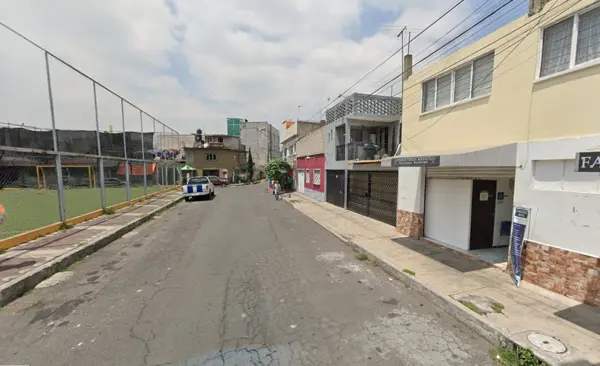 Casa en venta en Agricola Oriental, Iztacalco — foto 2 de 18