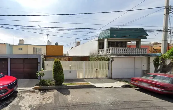 Casa en venta en Prados del Rosario, Azcapotzalco — foto 2 de 16