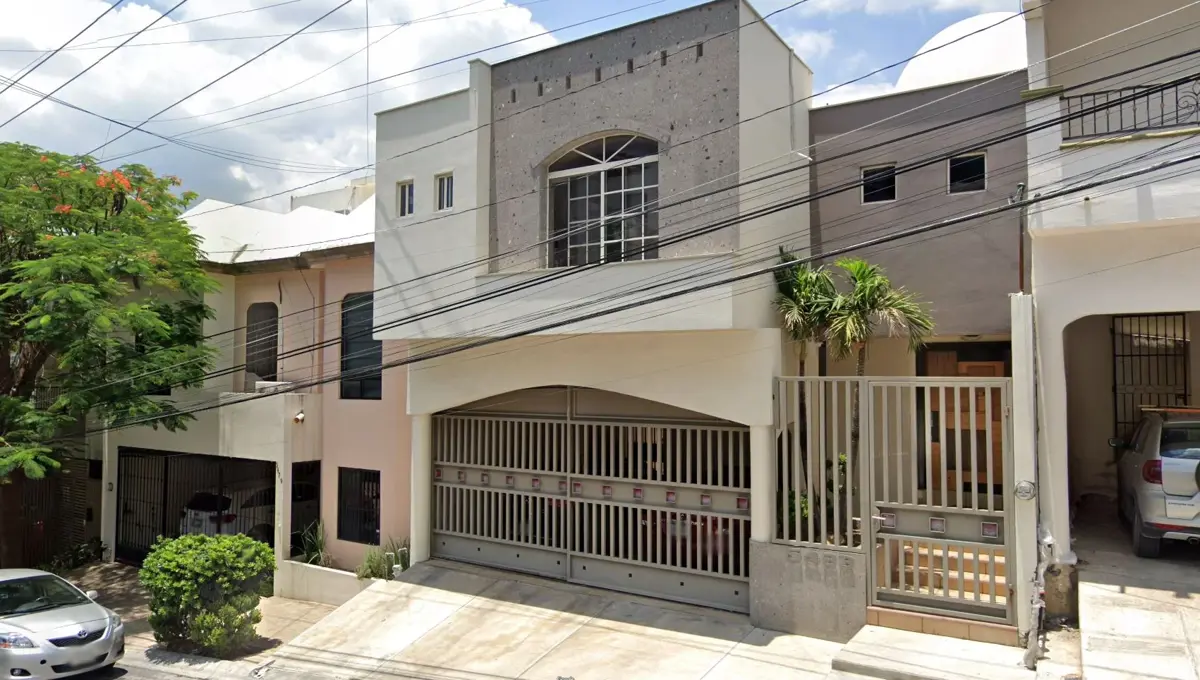 Casa en venta en Pedregal de la Silla, Monterrey — foto 1 de 12