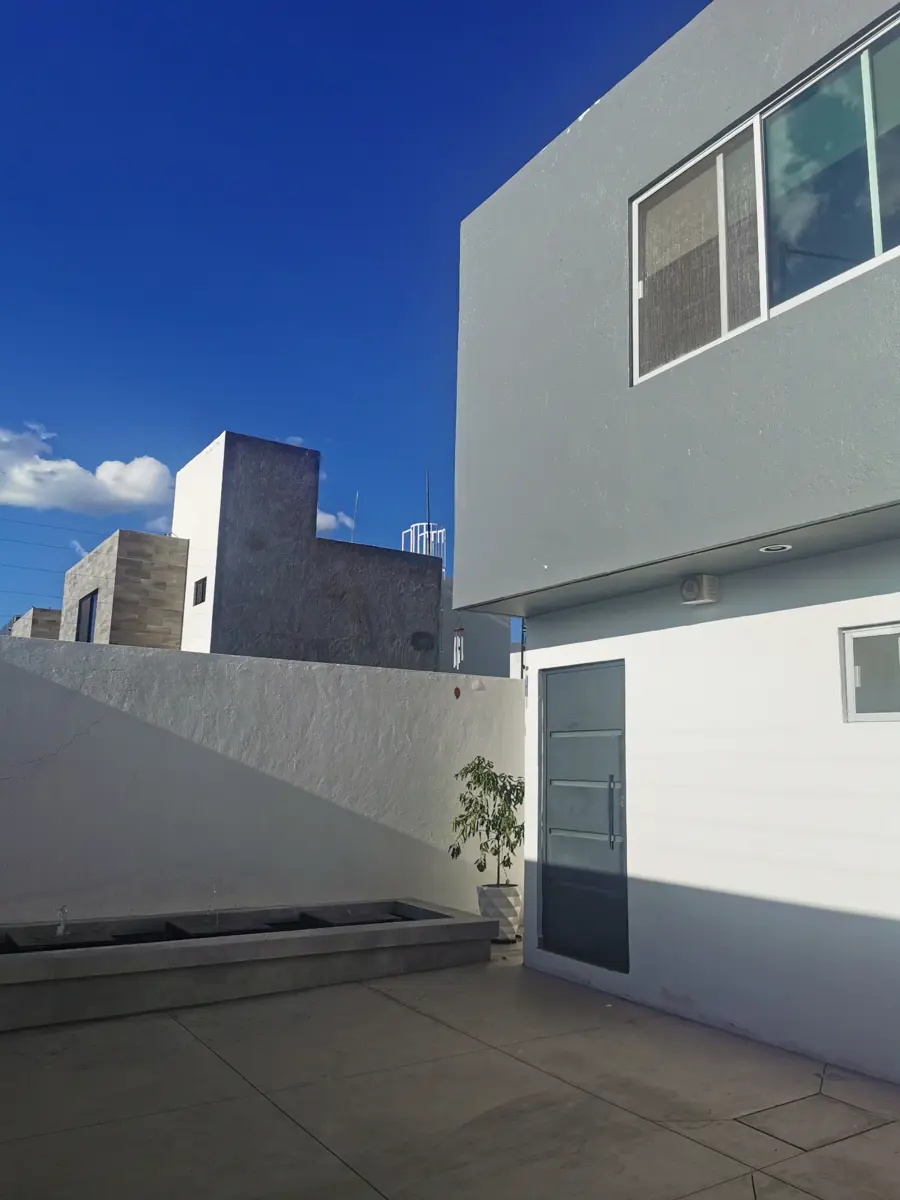 Casa en venta en Residencial Santa Fe, Corregidora — foto 1 de 26