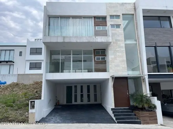 Casa en Residencial Lago Esmeralda, Atizapán de Zaragoza, México