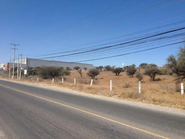 Terreno en renta en Cumbres de Conín, El Marqués — foto 3 de 7
