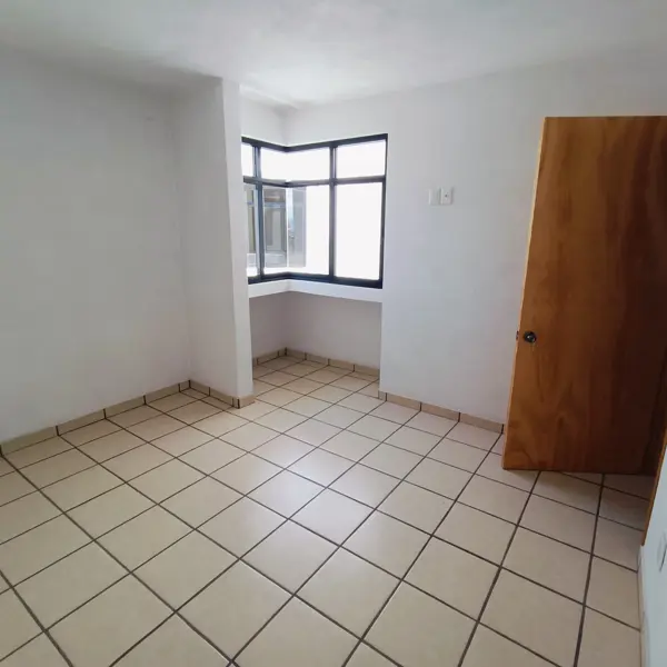 Edificio en renta en San Buenaventura, Toluca — foto 3 de 18