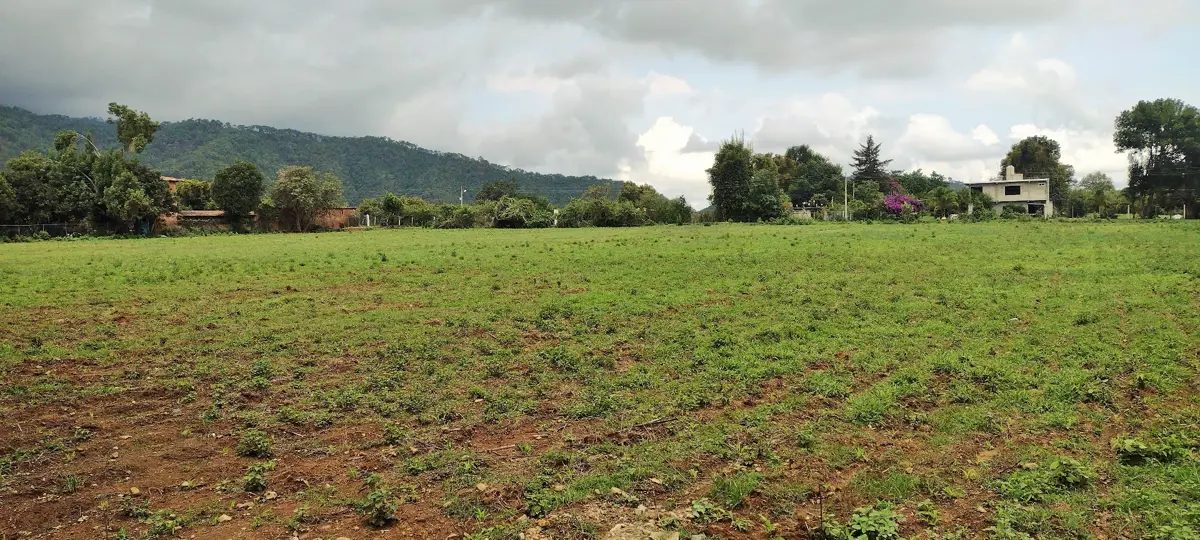 Terreno en venta en San Juan Atezcapan, Valle de Bravo — foto 1 de 6