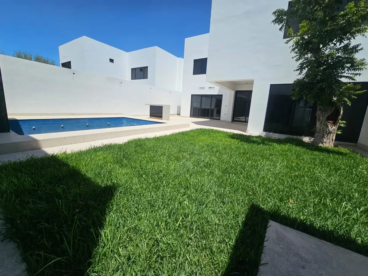 Casa en venta en Real del Nogalar, Torreón — foto 1 de 29
