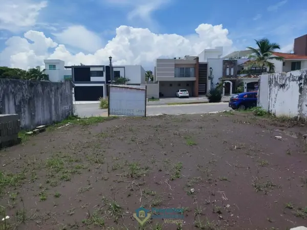 Terreno en venta en Las Lomas Residencial, Alvarado — foto 2 de 6