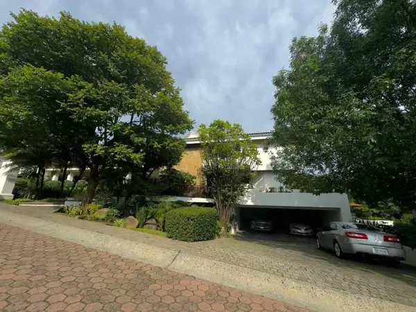 Casa en venta en Fracc Lomas del Bosque, Zapopan — foto 3 de 24