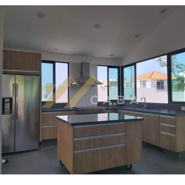 Casa en venta en El Sendero Residencial, Alvarado — foto 2 de 14