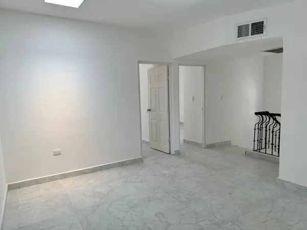 Casa en venta en Jardines de Aragon, Juárez — foto 3 de 11