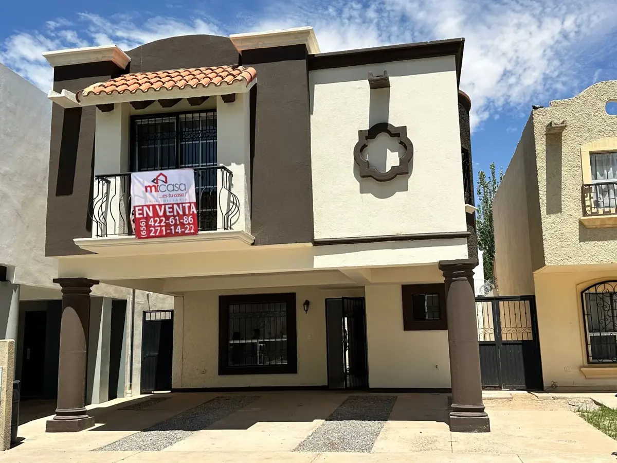 Casa en venta en Jardines de Aragon, Juárez — foto 1 de 11
