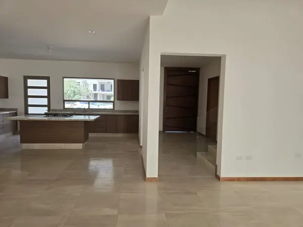 Casa en venta en Las Trojes, Torreón — foto 2 de 24