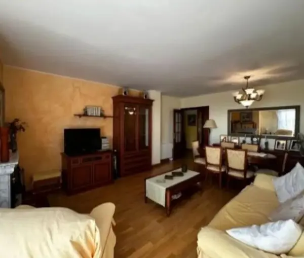 Casa en venta en Jardines del Moral, León — foto 3 de 8