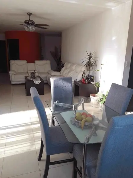 Casa en venta en Lomas de Comanjilla, León — foto 3 de 8