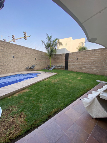 Casa en venta en Provincia Cibeles, Irapuato — foto 2 de 25