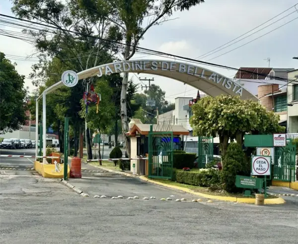 Casa en venta en Jardines Bellavista, Tlalnepantla de Baz — foto 2 de 29