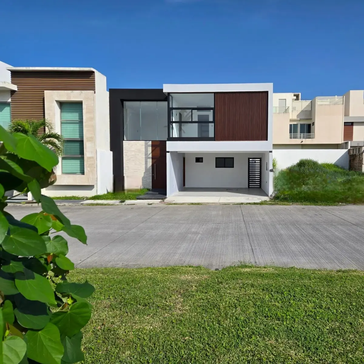 Casa en venta en Lomas del Sol, Alvarado — foto 1 de 16