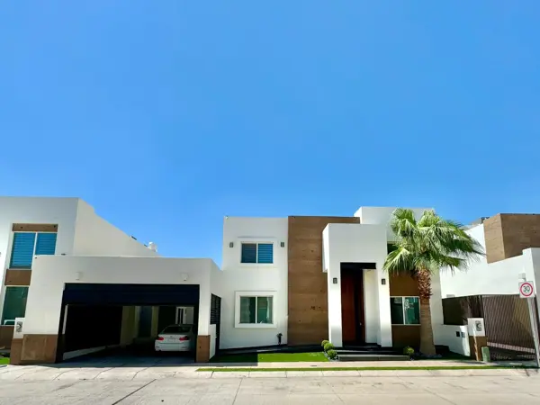 Casa en venta en La Coruña Residencial, Hermosillo, Sonora