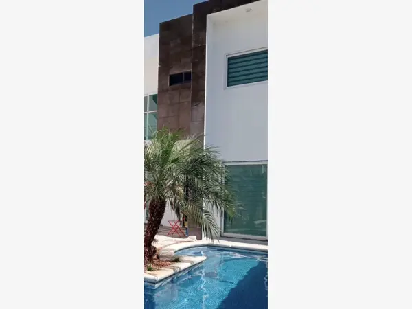 Casa en venta en Lomas de Tzompantle, Cuernavaca — foto 2 de 9