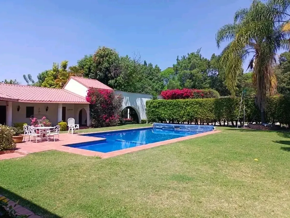 Casa en venta en Cocoyoc, Yautepec — foto 1 de 15