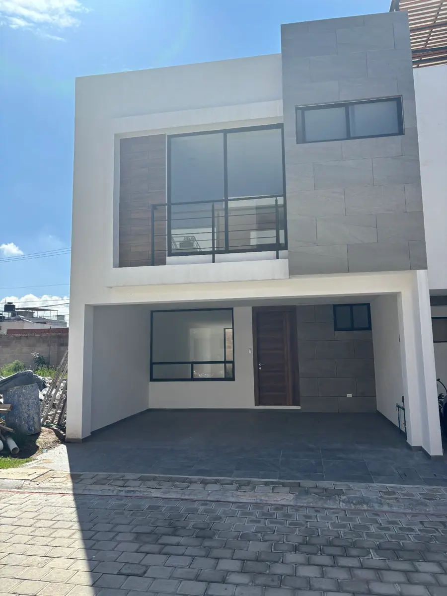 Casa en venta en San Juan Cuautlancingo, Cuautlancingo — foto 1 de 12